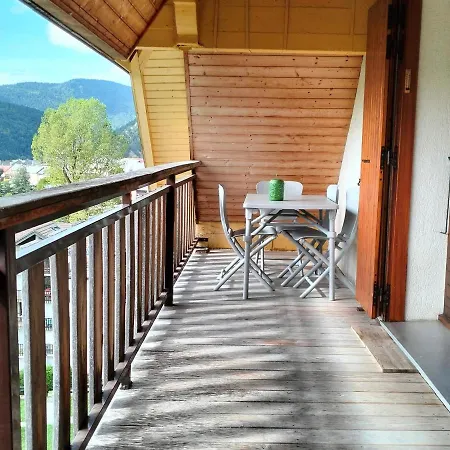 Appartement T2 Avec Balcon Et Parking à - Fr-1-761-20 Villard-de-Lans